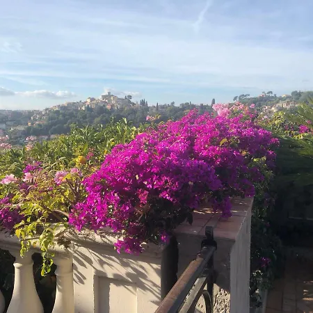 Les Grimaldines - Maison D'Hotes Pensionat