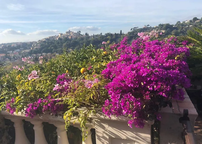 Πανσιόν Les Grimaldines -