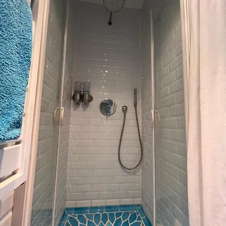 Les Grimaldines - Affittacamere 4*