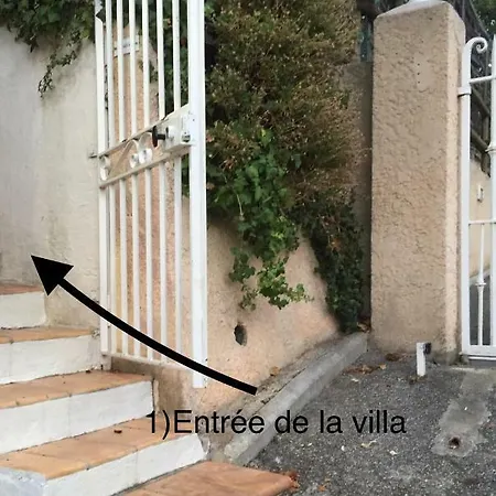 Les Grimaldines - Affittacamere 4*