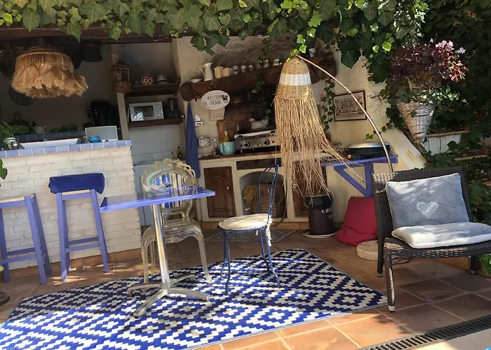 بيت ضيافة Les Grimaldines -
