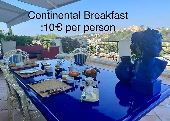 Les Grimaldines - Maison D'Hotes Gasthof 4*