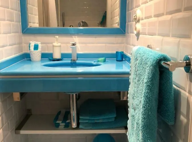 Les Grimaldines - Maison D'Hotes 4*